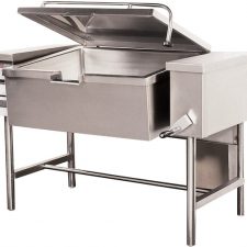 Tilting pan